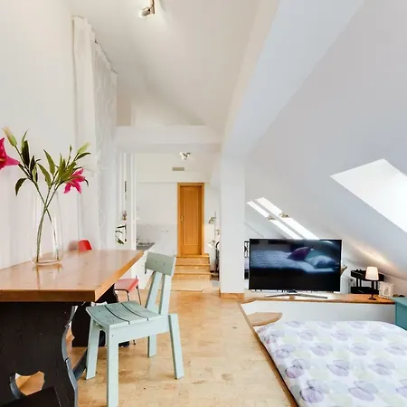 Апартаменты Charles Bridge Loft
