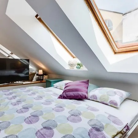 Апартаменты Charles Bridge Loft