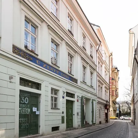 Apartman Charles Bridge Loft *